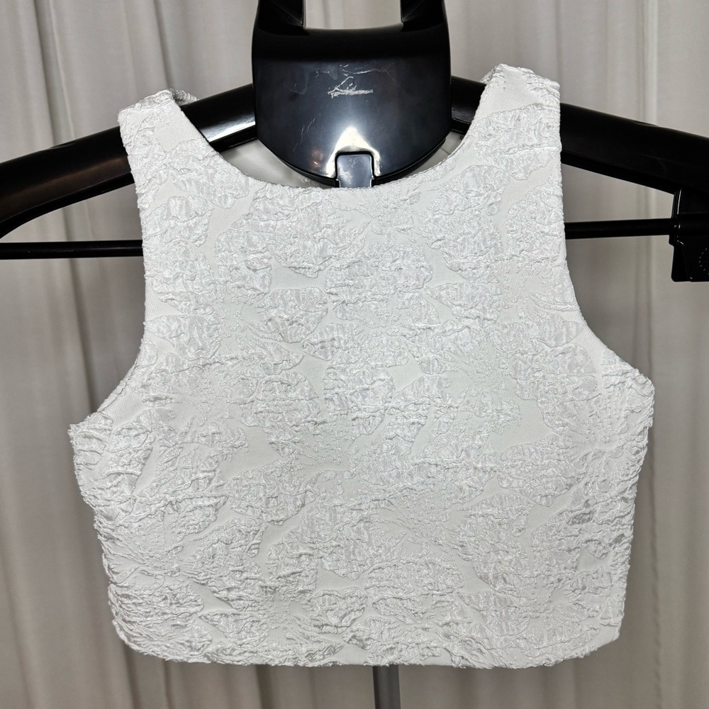 H&M White Textured Jacquard 2 Pièce Set Tank & Bubble Skirt Size 3T - Picture 3 of 10